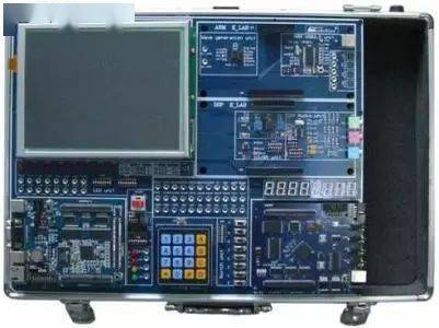 電子工程與嵌入式系統 計算機系統集成的核心技術